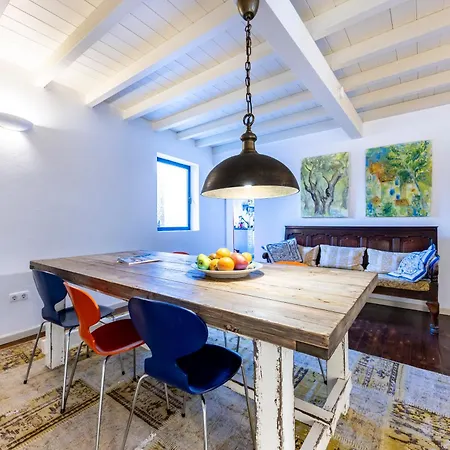 Casa Antiga *